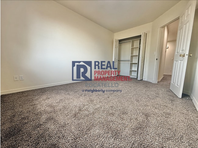 Building Photo - 4734-4736 Heidi Ct