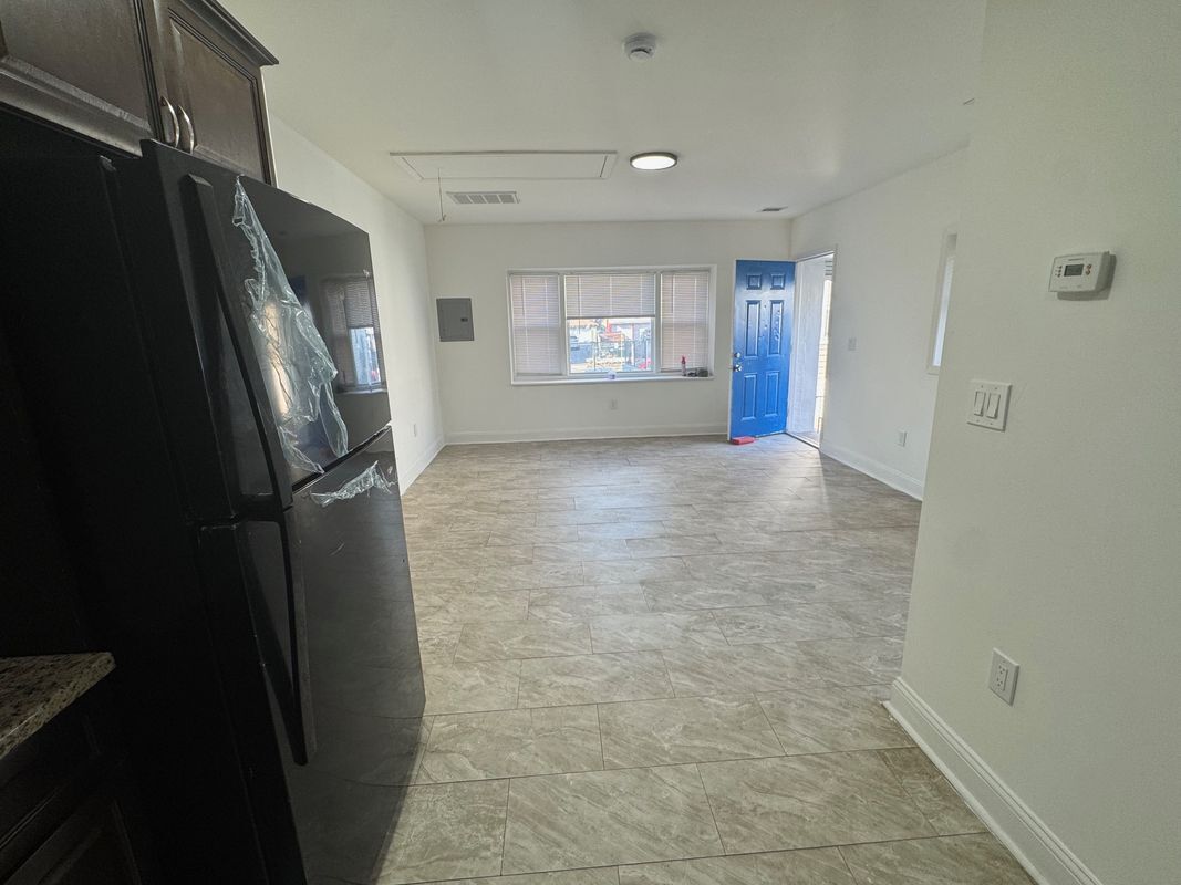 Building Photo - 130 Franklin St