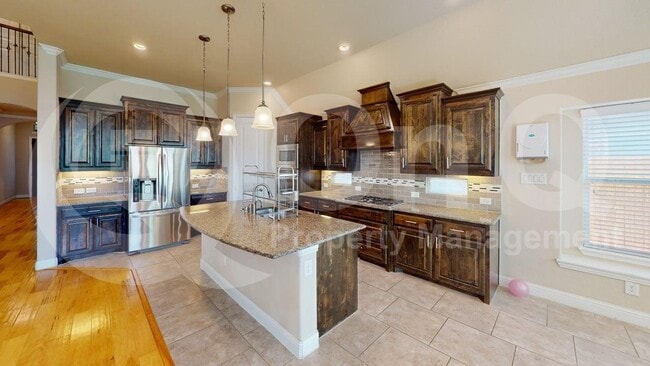 Building Photo - 4112 Overton Dr