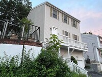 Building Photo - 118 Montclair Ave