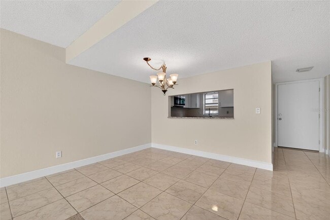 Building Photo - 7540 Bay Island Dr S