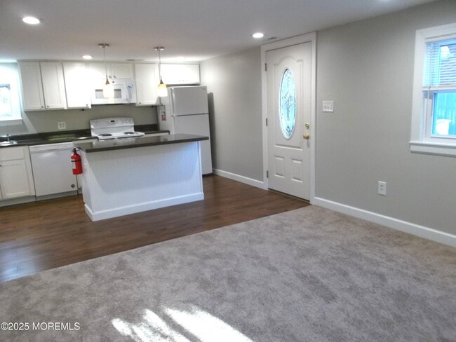 Building Photo - 278 Ridge Rd