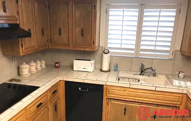 Building Photo - MOVE IN SPECIAL! $500 OFF FIRST MONTH RENT! 3 Bed / 1.5 Bath with Full Appliances, In-Unit Laundr...