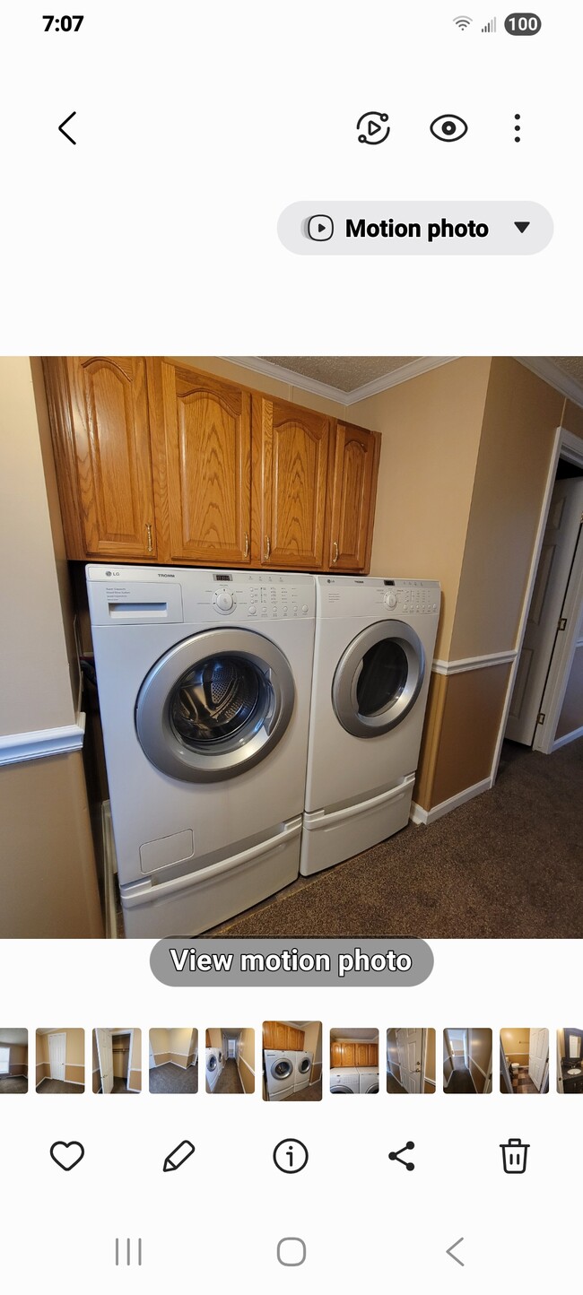 Building Photo - 3033-3012 12th Ave