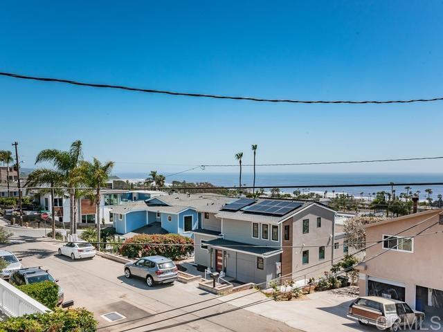 Building Photo - 2063 Cambridge Ave