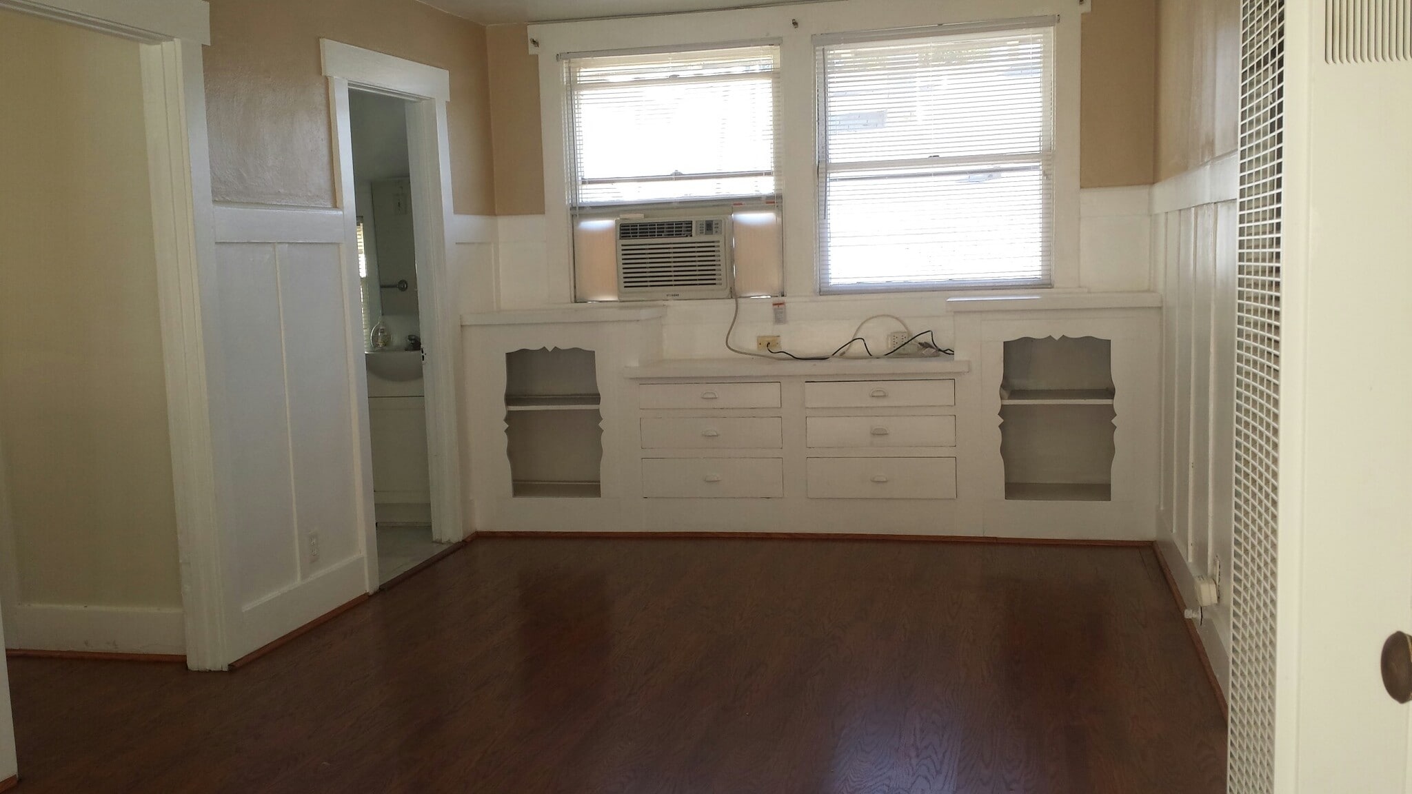 Building Photo - 13459 Bailey St