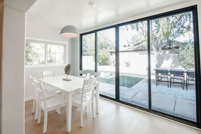 Building Photo - 12202 N 60th St