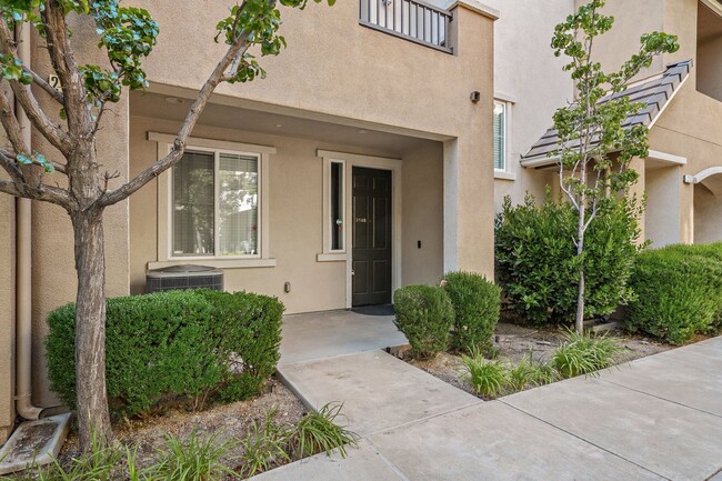 Building Photo - SPACIOUS LUXURY UNIT IN BERRYESSA NEAR SCE...