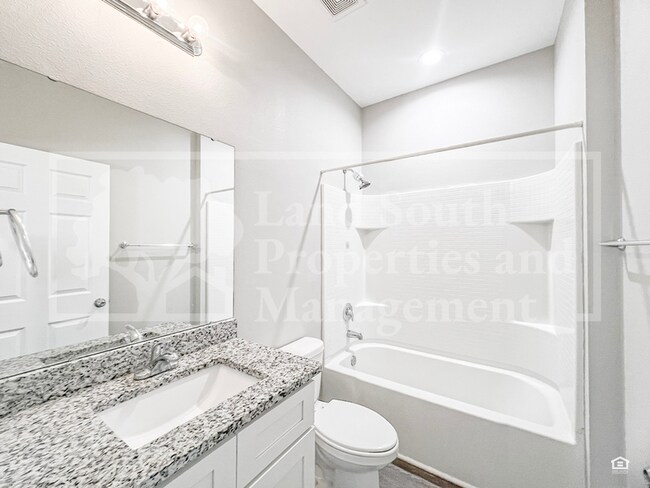 Building Photo - 3412 cup drive