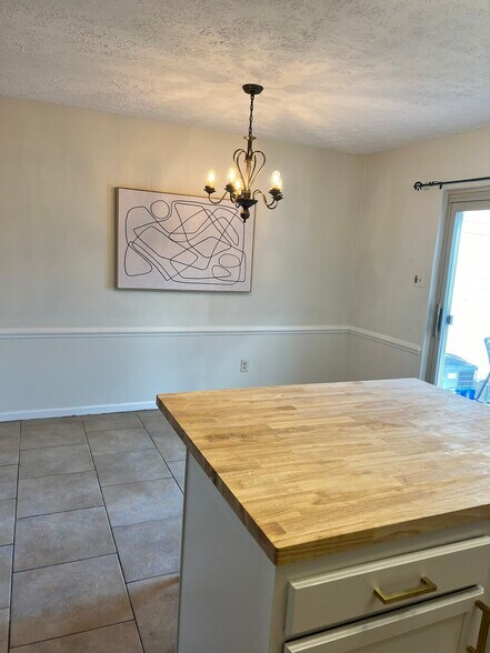 Building Photo - 109 Fountain Dr