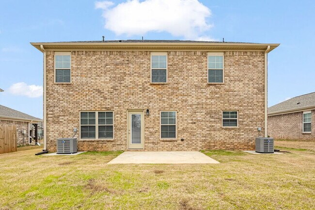 Building Photo - 113 Ocean Springs Ave
