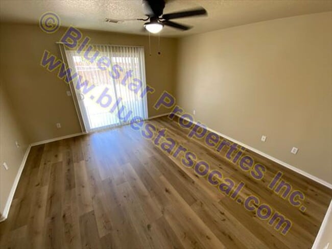 Building Photo - 13460 Cahuenga Rd