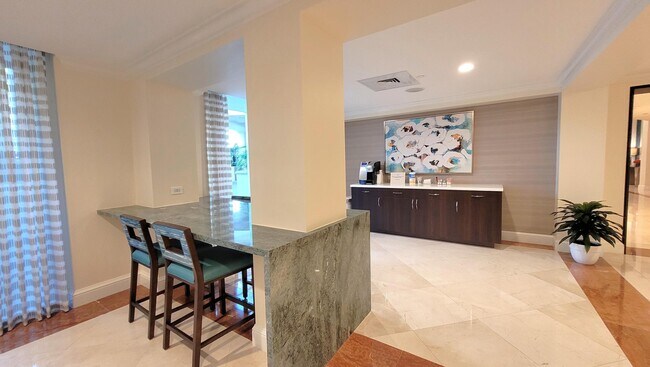 Building Photo - 3700 S Ocean Blvd