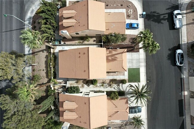 Building Photo - 3252 Centavo Dr
