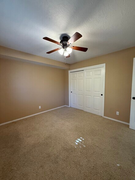2nd bedroom - 6301 Puma Pl NE