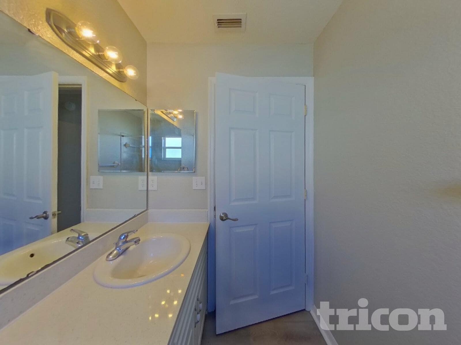 Building Photo - 1523 Merrimack Pkwy