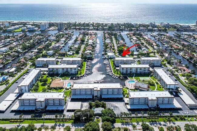 Building Photo - 931 Gardenia Dr