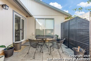 Building Photo - 201 Sunrise Canyon Dr