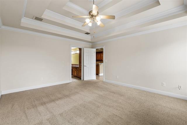 Building Photo - 389 Scenic View Dr