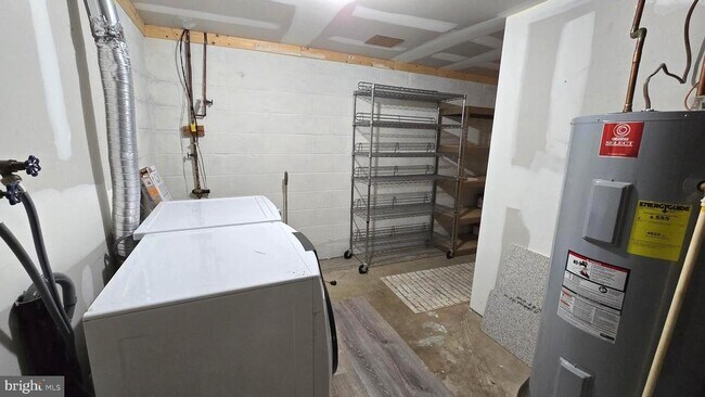 Building Photo - 5987 Clerkenwell Ct