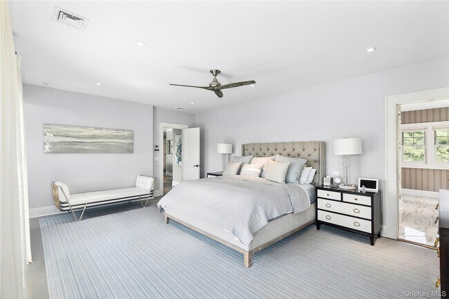 Building Photo - 61A S Bay Ave