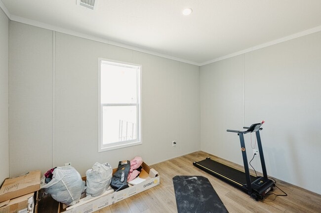 Building Photo - 13507 W County Rd 171