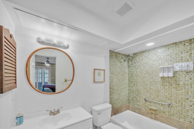 Building Photo - 1350 Riverside Cir