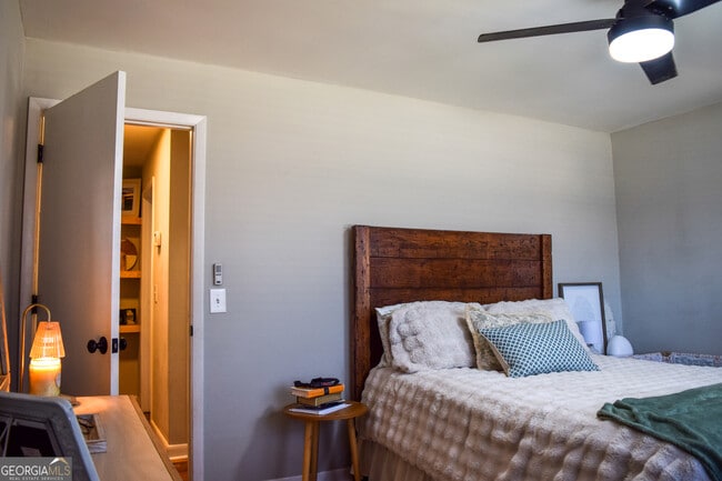 Building Photo - 1021 Old Bishop Rd