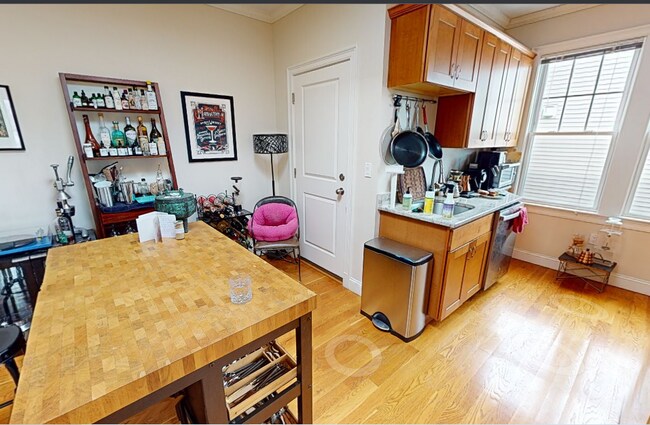 Primary Photo - 8 Marney St