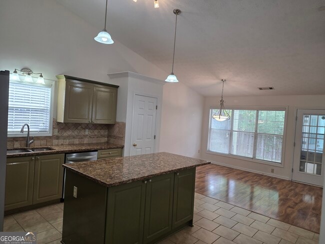 Building Photo - 4585 Brook Farms Ct