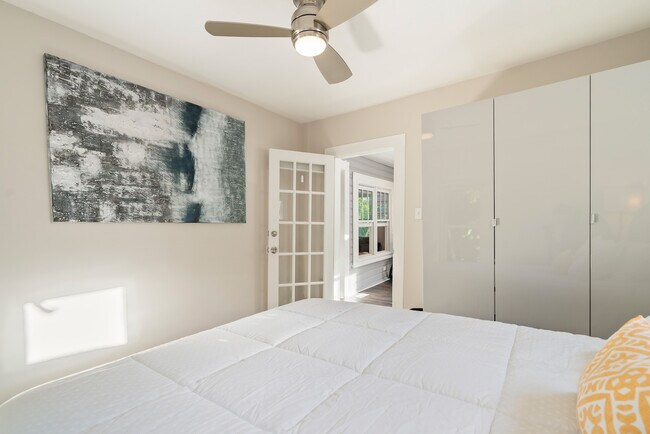 Building Photo - 2402 52nd St S