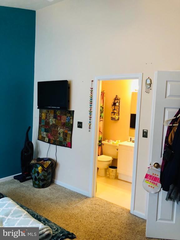 Building Photo - 11052 Sentry Ridge Rd