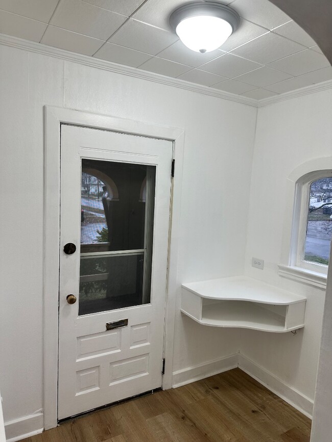 Building Photo - 920 Fulton St