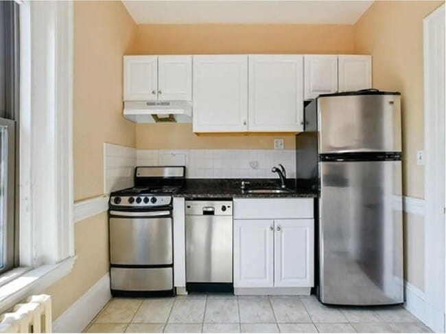 Building Photo - 1091 Boylston St