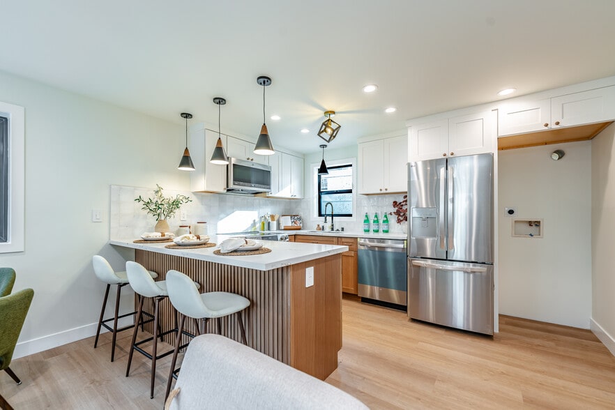 Building Photo - 1972 S Corning St