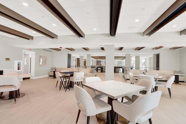 Building Photo - 2687 N Ocean Blvd