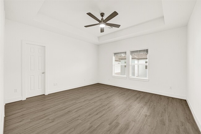 Building Photo - 6405 Leopold Star Ln