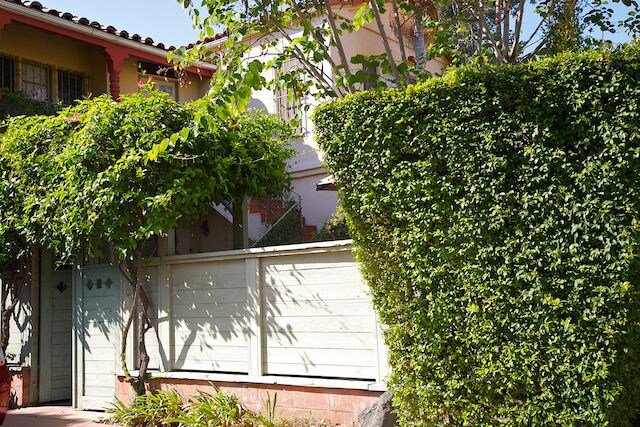 front to courtyard - 1017 S Stanley Ave