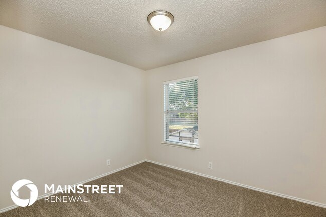 Building Photo - 1220 Cheyenne Ct