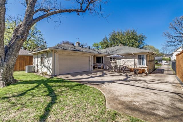 Building Photo - 6558 Anita St