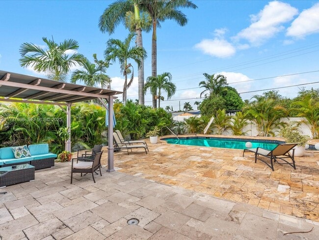 Building Photo - 1407 Coolidge St