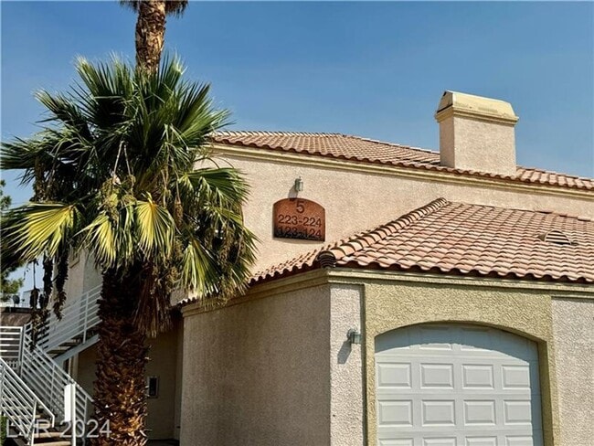 Building Photo - 3BEDROOM CONDO IN 89108