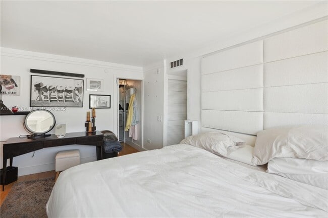 Building Photo - 1881 Washington Ave