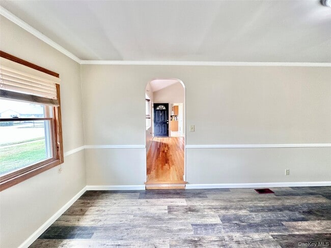 Building Photo - 5 Eagle Ln