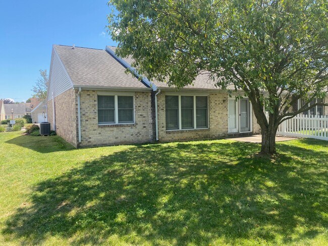 62 Sanibel Rear View - 62 Sanibel Ln