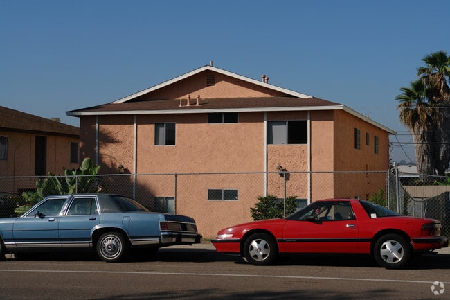 Primary Photo - 836 Grand Ave