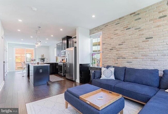 Building Photo - 6215 Herald St