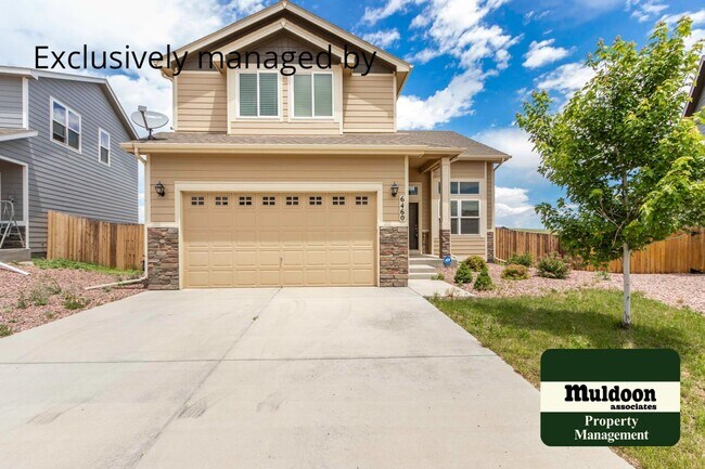 Building Photo - Beautifully done home close to Military Bases and Amazon Building!