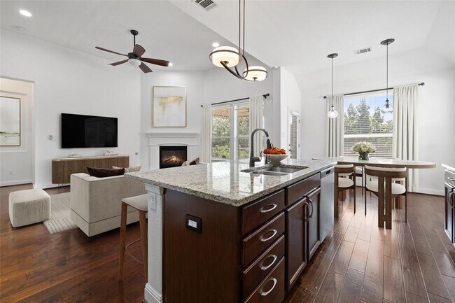 Building Photo - 5617 Rio Chama Cove