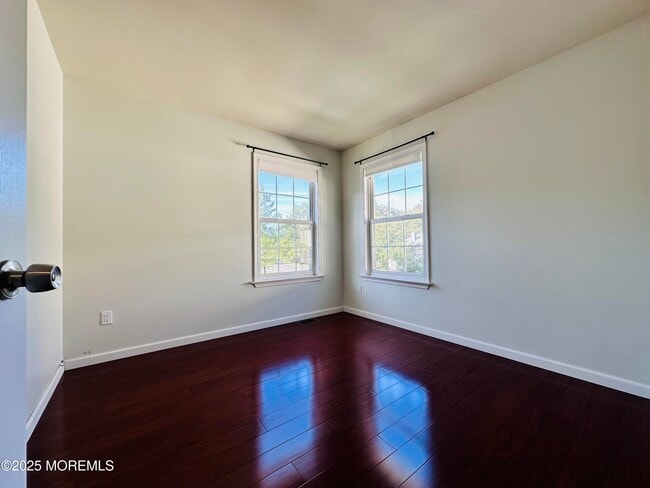 Building Photo - 891 Crimson Ct